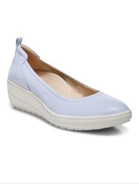 Vionic Jacey Wedge Heel in Pale Blue Haze